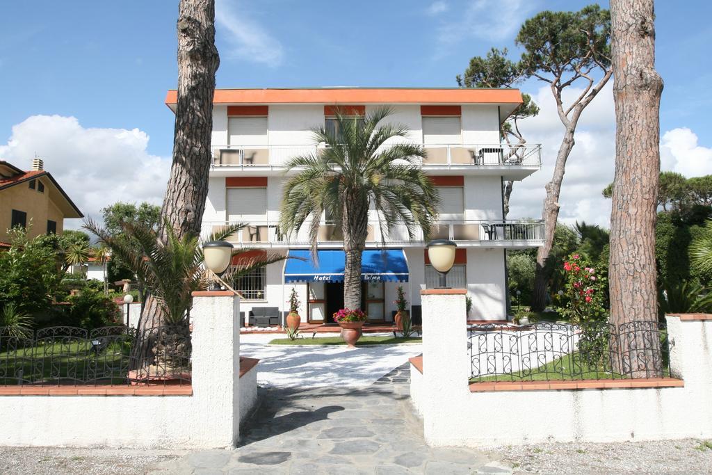 Hotel La Palma Camaiore Bagian luar foto